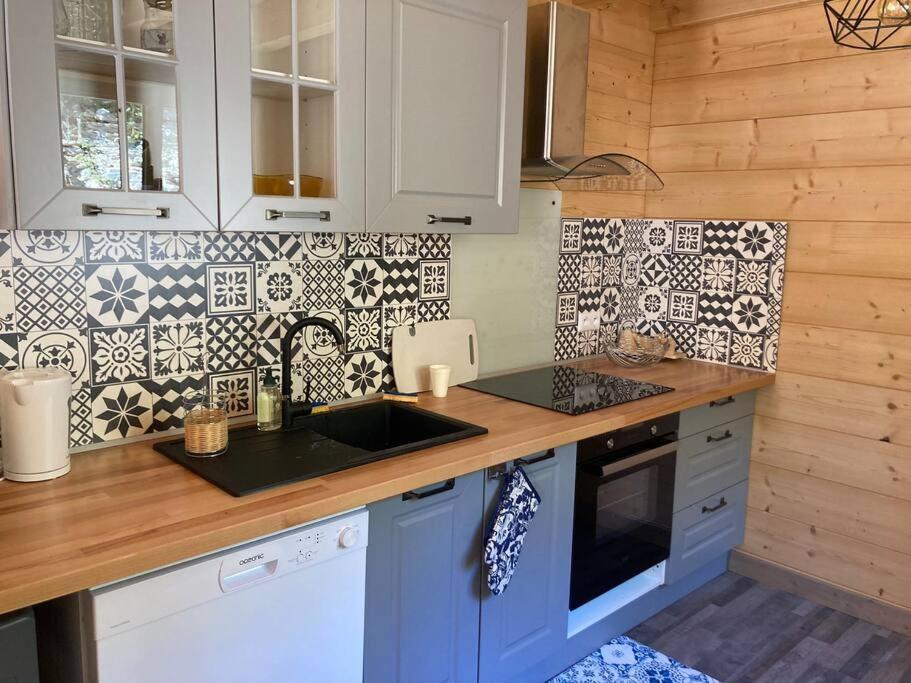 Forest Jura Lodge - Chalet Des Sapins Alièze Εξωτερικό φωτογραφία