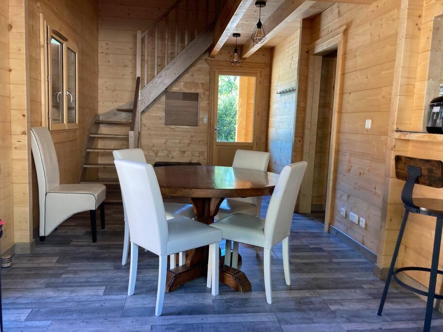 Forest Jura Lodge - Chalet Des Sapins Alièze Εξωτερικό φωτογραφία